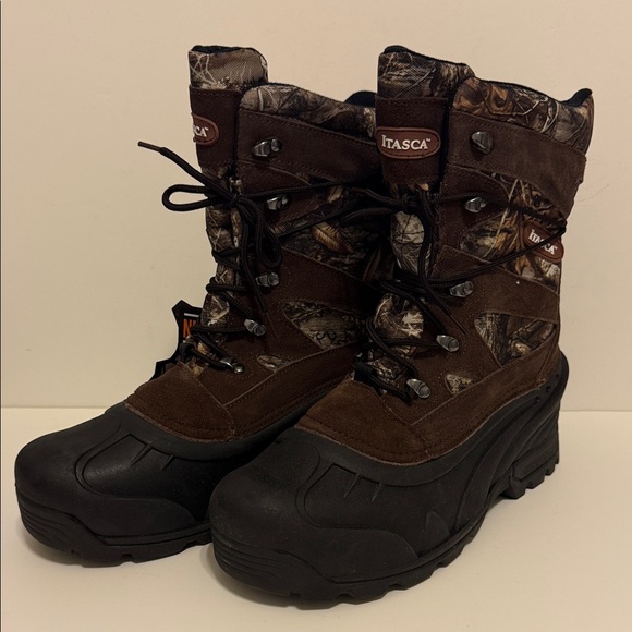 Itasca Camo Ketchikan Outdoor Boots with Black Soles Men’s Size 10 NEW
